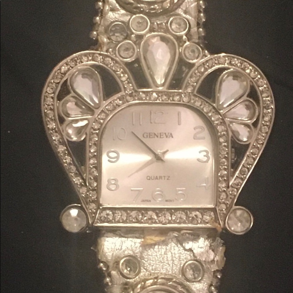 Gevena Crown Watch